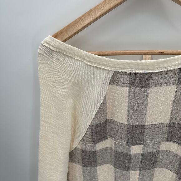 Anthropologie Pilcro Knit V-Neck Sweater with Plaid Back // XS - Picture 10 of 11
